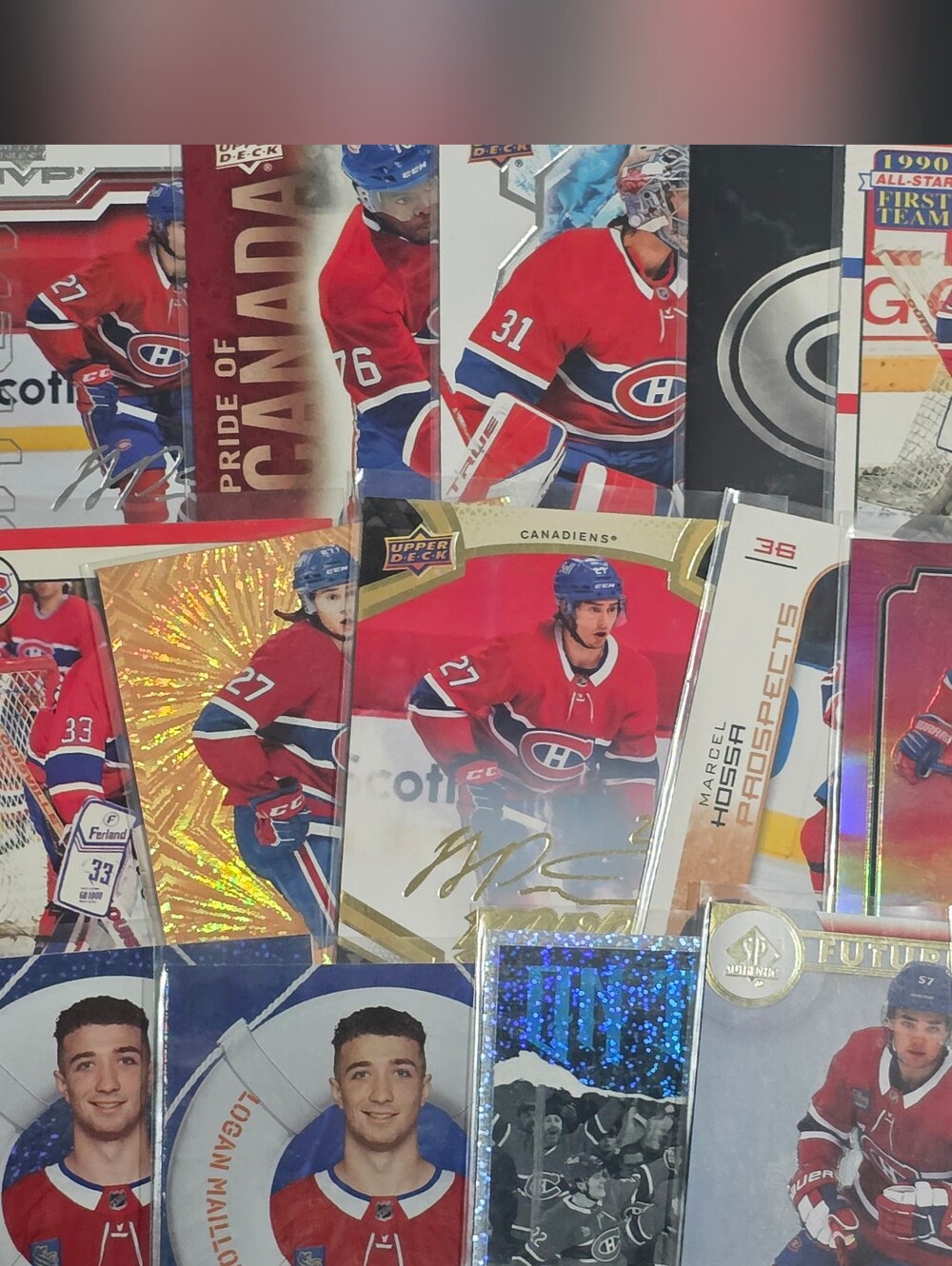 Montreal Canadiens Hockey Card Lot (15 Cards) - Logan Mailloux, Carey Price.